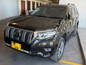 Toyota Land Cruiser Prado 2.8 2019 Black
