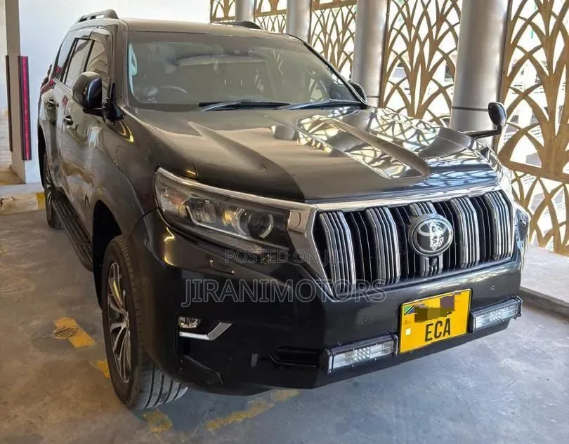Toyota Land Cruiser Prado 2.8 2019 Black