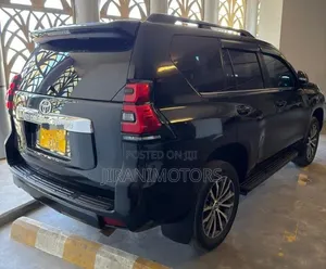 Toyota Land Cruiser Prado 2.8 2019 Black