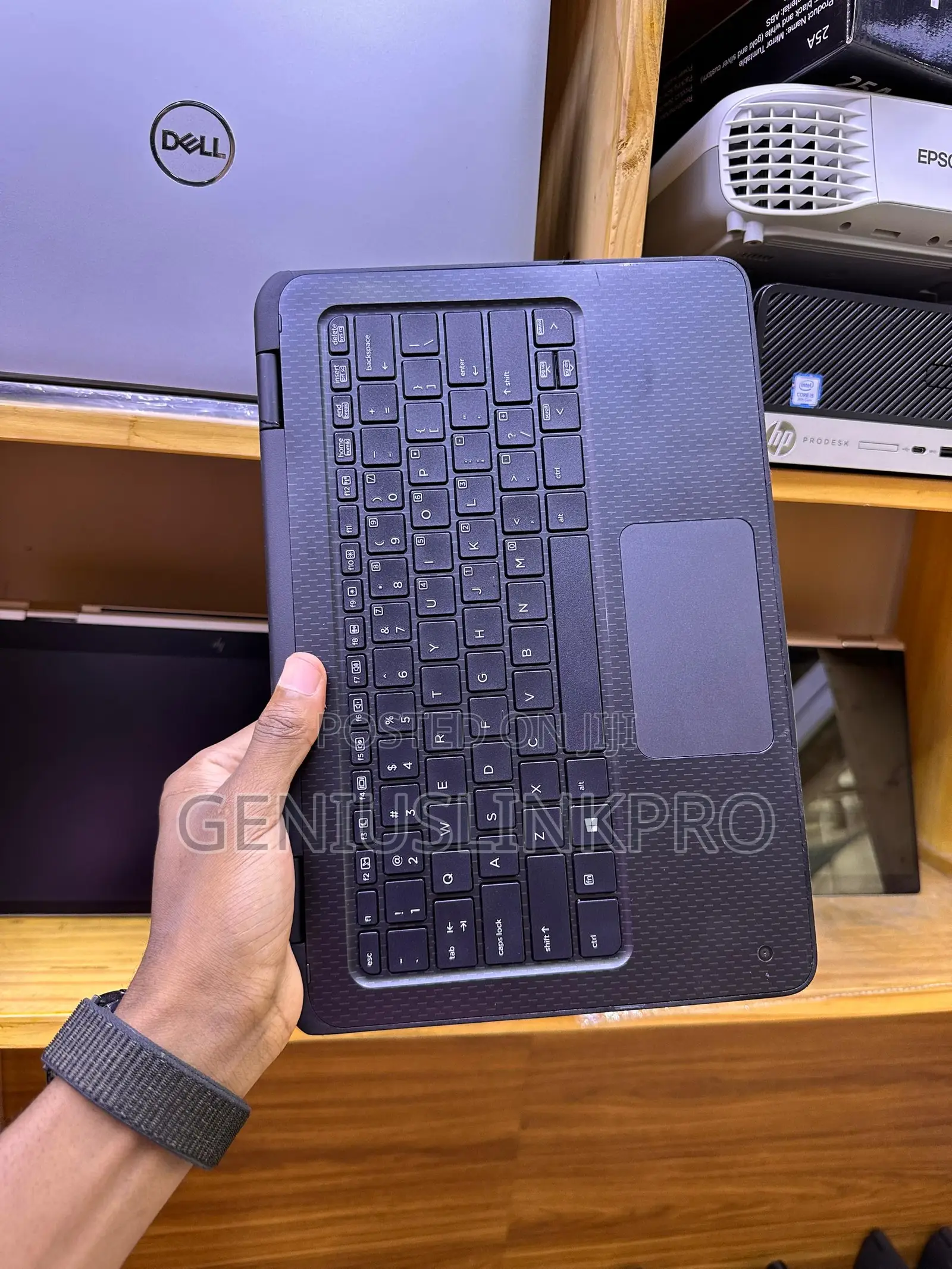 Laptop Dell Latitude 3189 4GB Intel SSD 128GB