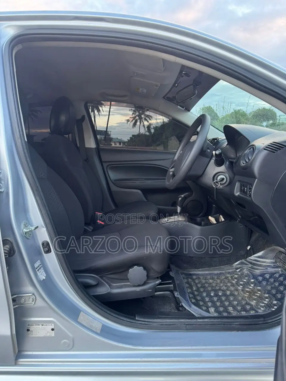 Mitsubishi Mirage 2014 Silver