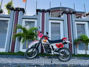 Honda XL 125 1999 Red