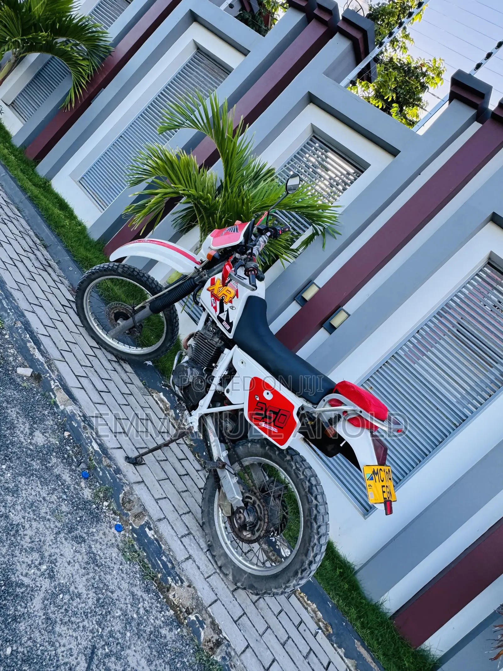 Honda XL 125 1999 Red