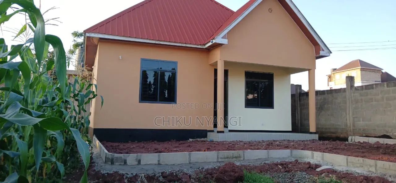 2bdrm House in Chiku Nyangi, Central Business Area for rent