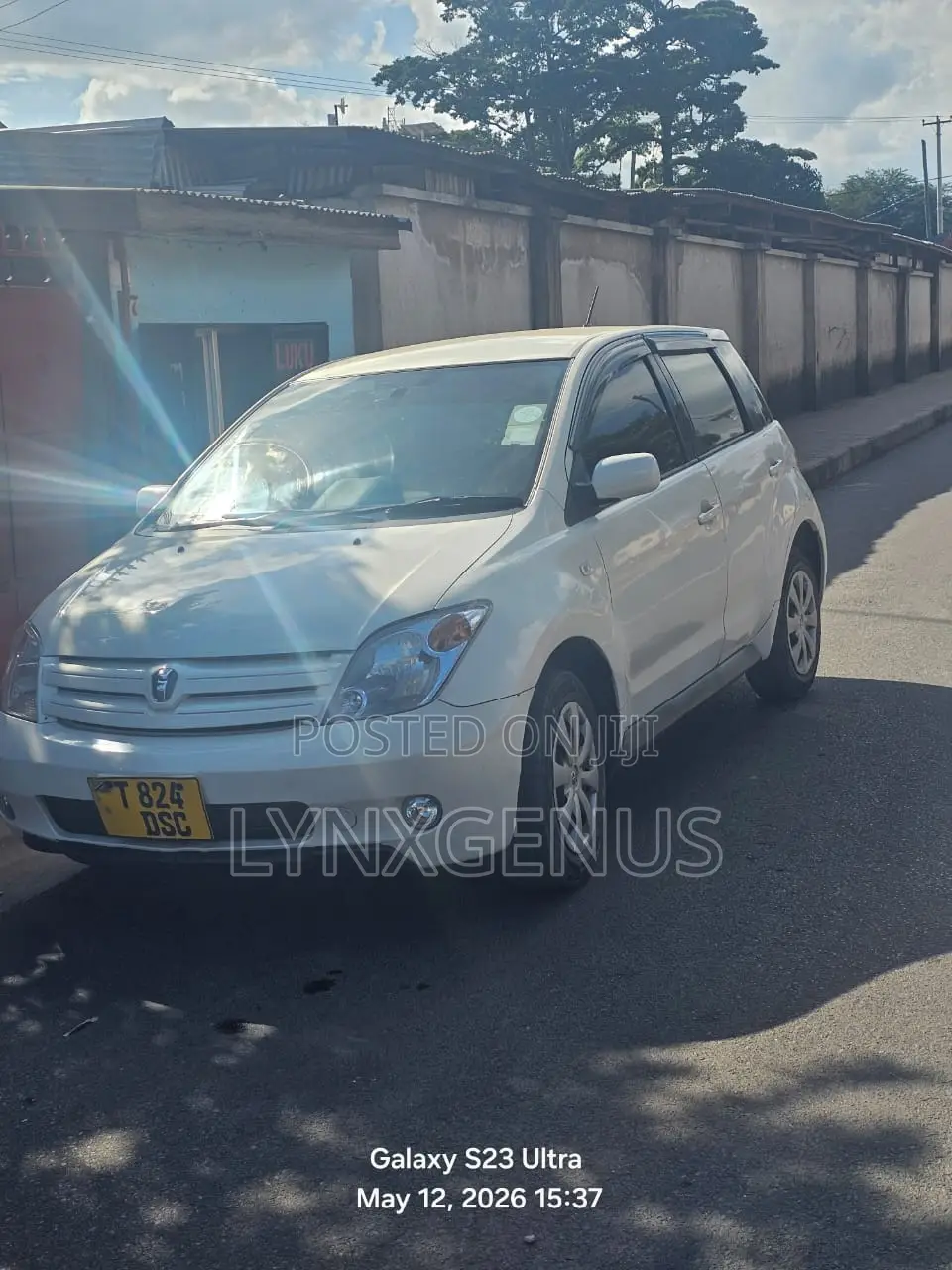 Toyota IST 2004 White