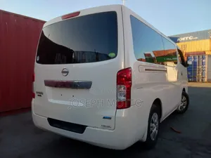 Toyota HiAce 2009 White
