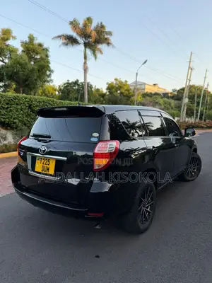 Toyota Vanguard 2008 Black