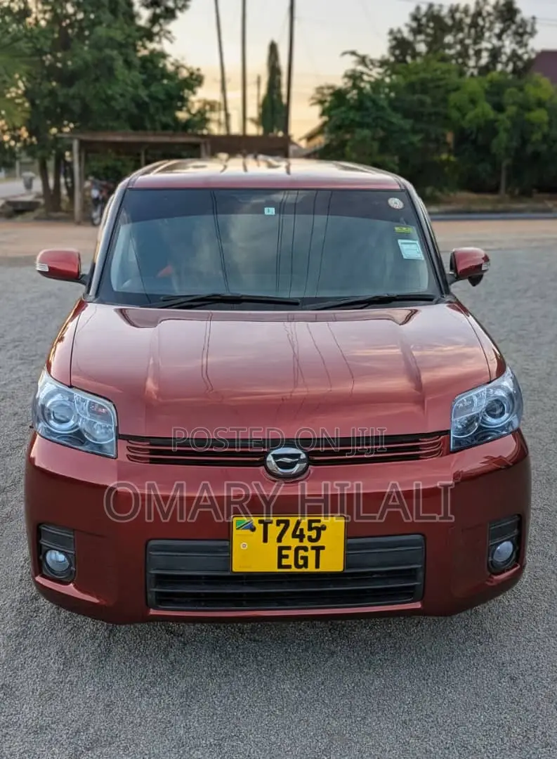 Toyota Corolla Rumion 2009 Maroon