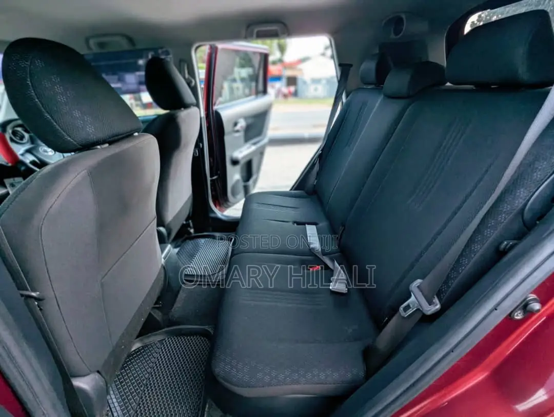 Toyota Corolla Rumion 2009 Maroon