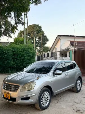 Nissan Dualis 2010 Silver