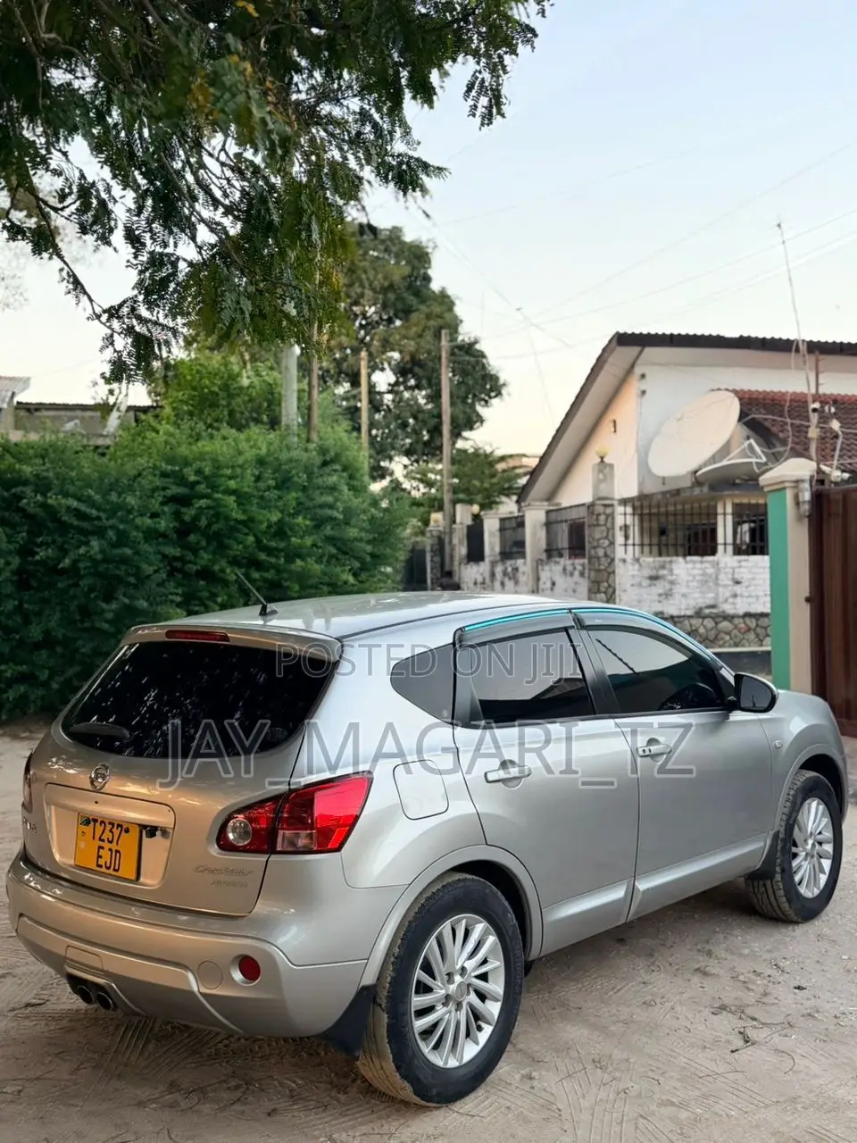 Nissan Dualis 2010 Silver