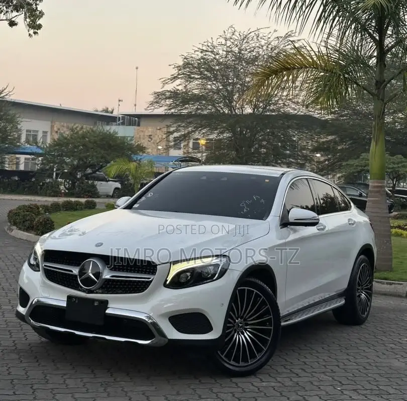 Mercedes-Benz GLC-Class 2017 White