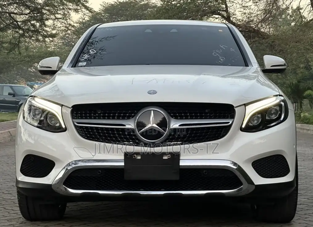 Mercedes-Benz GLC-Class 2017 White