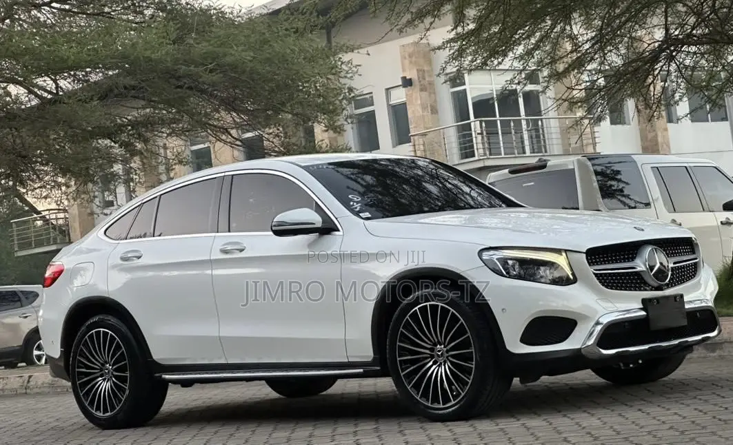 Mercedes-Benz GLC-Class 2017 White