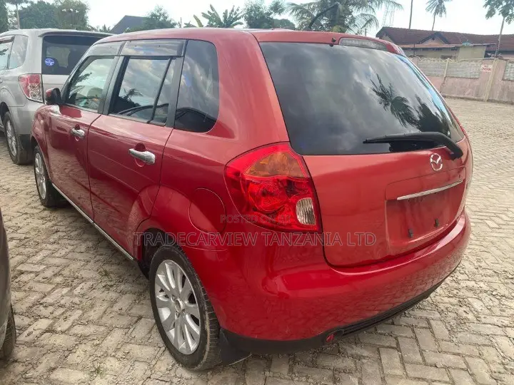 Mazda Verisa 2011 Red