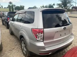 Subaru Forester 2009 Silver