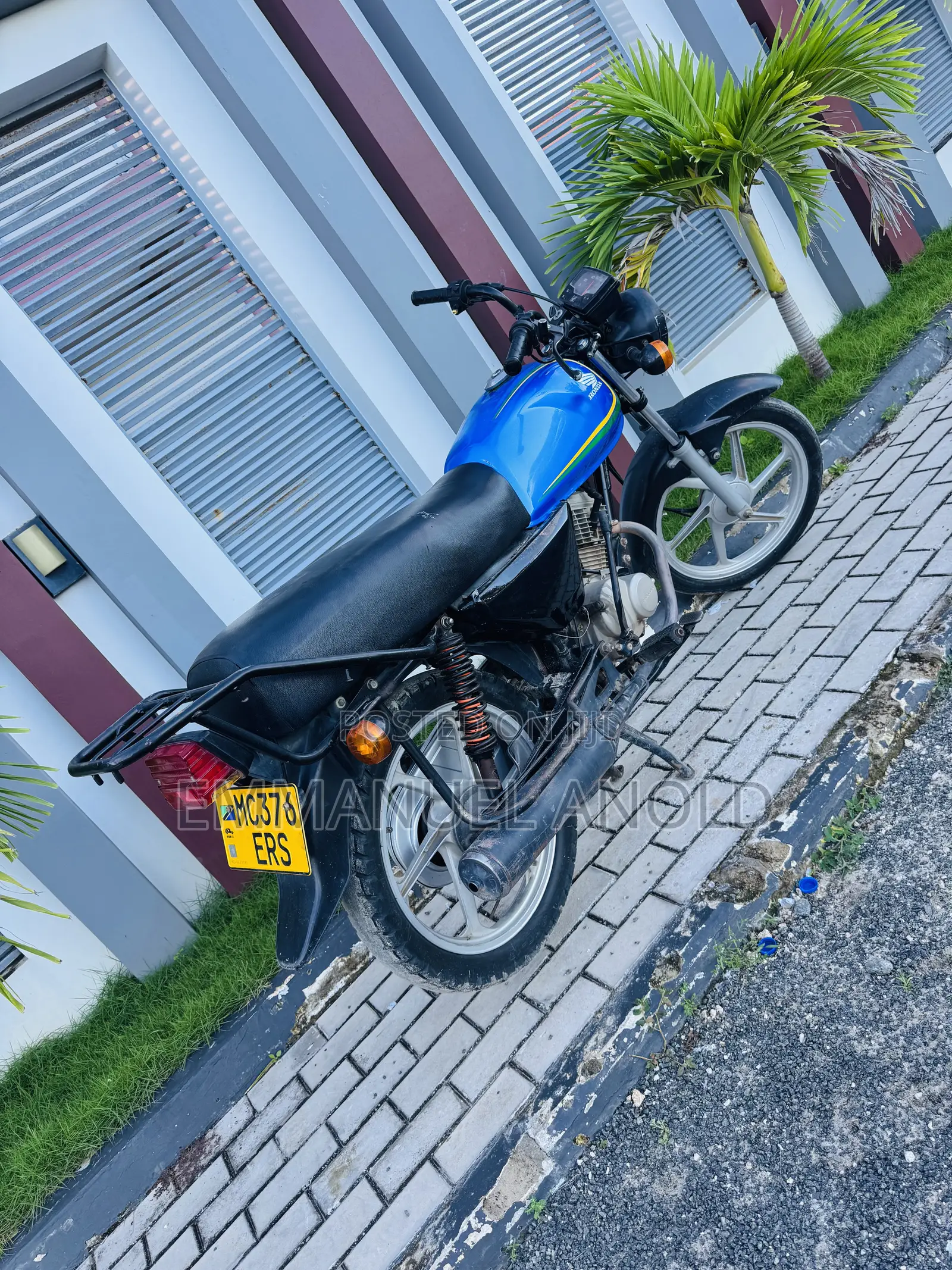 Honda CG110 2025 Blue