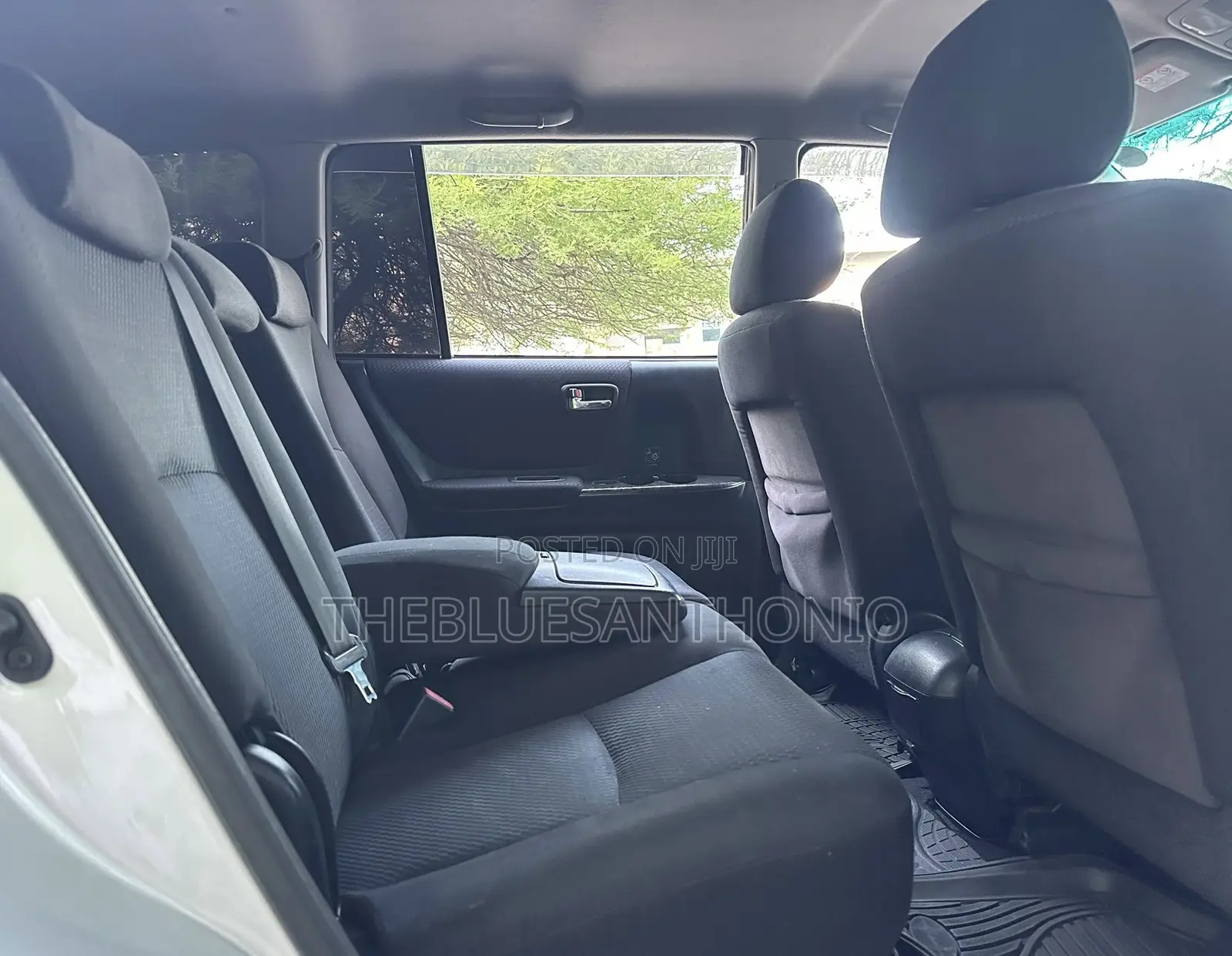 Toyota Kluger 2005 Silver