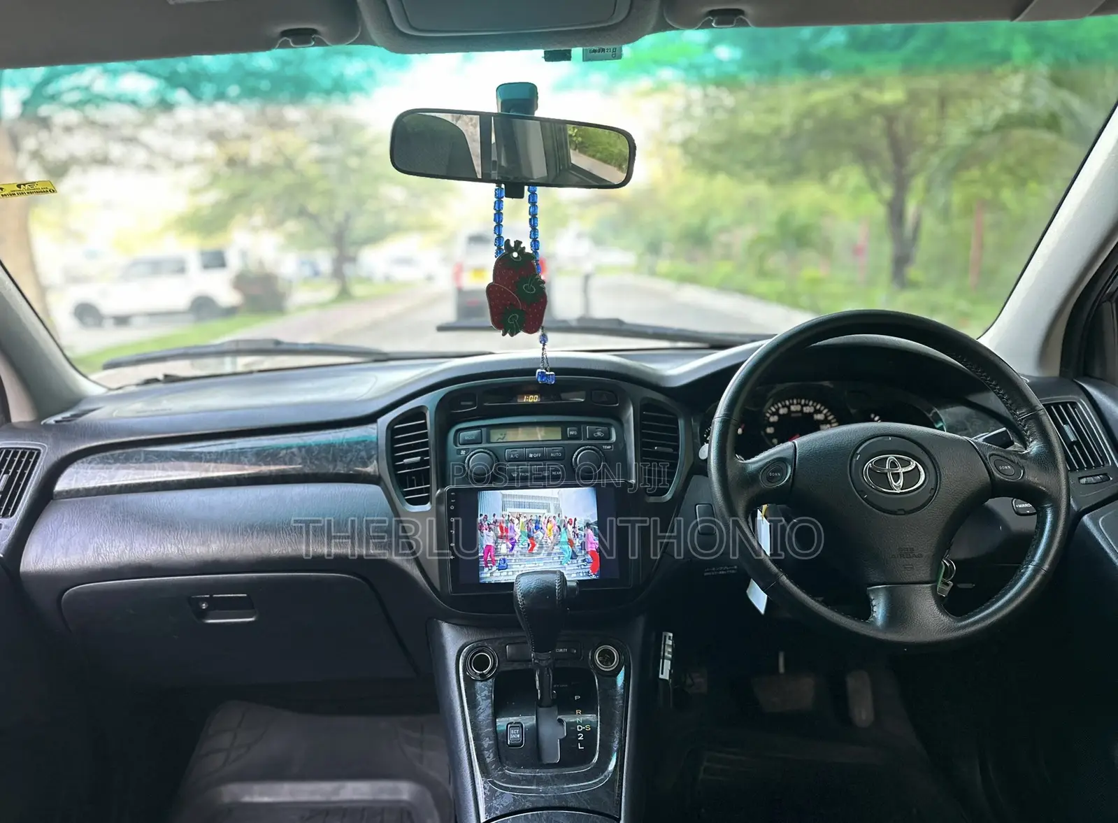Toyota Kluger 2005 Silver