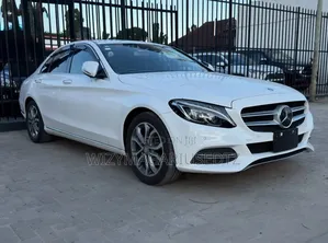 Mercedes-Benz C200 2014 Ivory