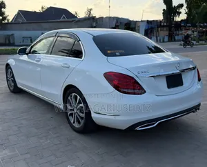 Mercedes-Benz C200 2014 Ivory