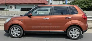 Mazda Verisa 2009 Red