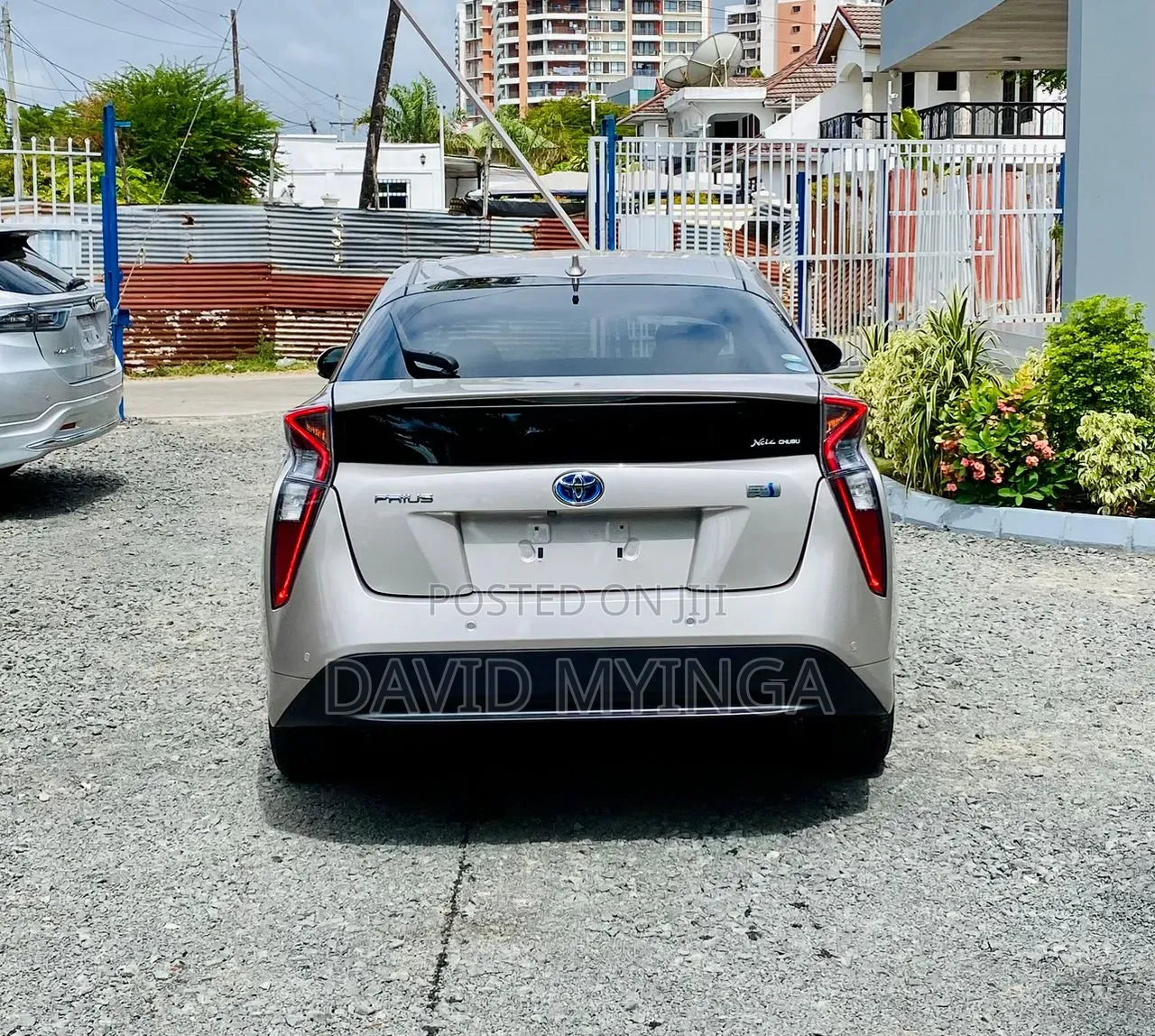Toyota Prius 2017 Silver