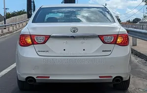 Toyota Mark X 2013 White