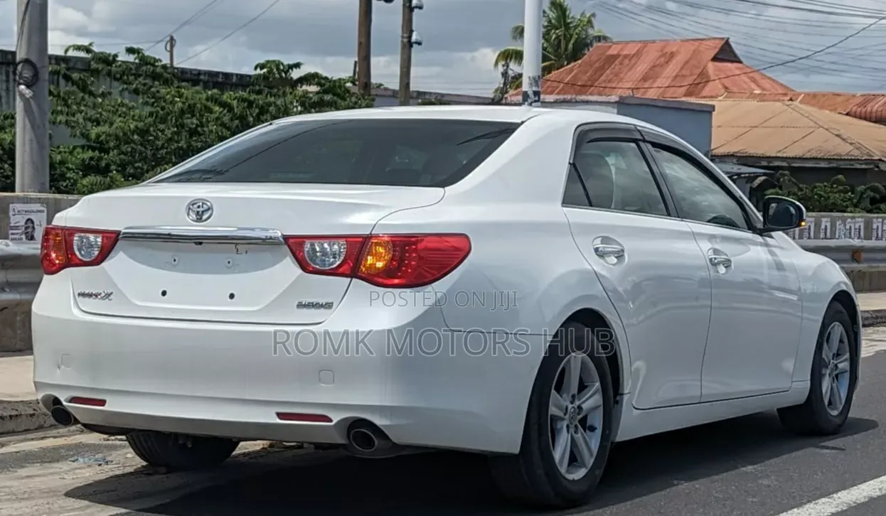 Toyota Mark X 2013 White