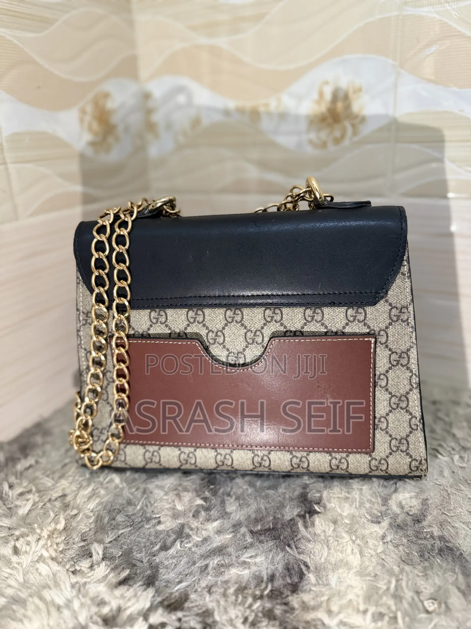 Gucci Padlock Gg Supreme Shoulder Bag