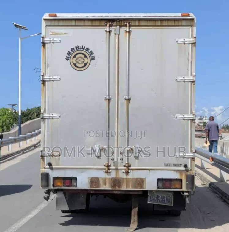 Mitsubishi Canter