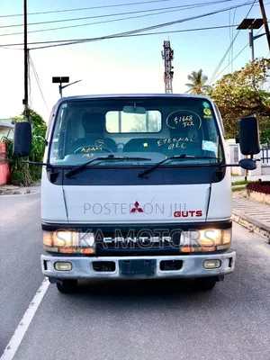 Mitsubishi Canter 1999 White