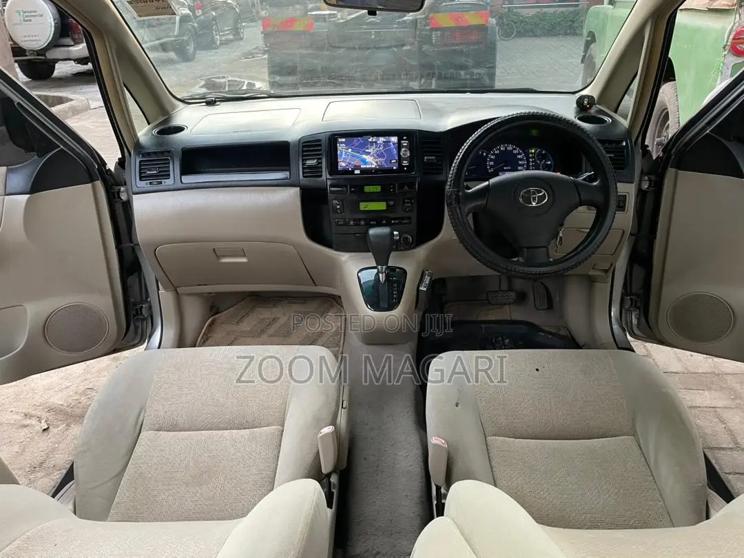 Toyota Corolla Spacio 2005 Silver