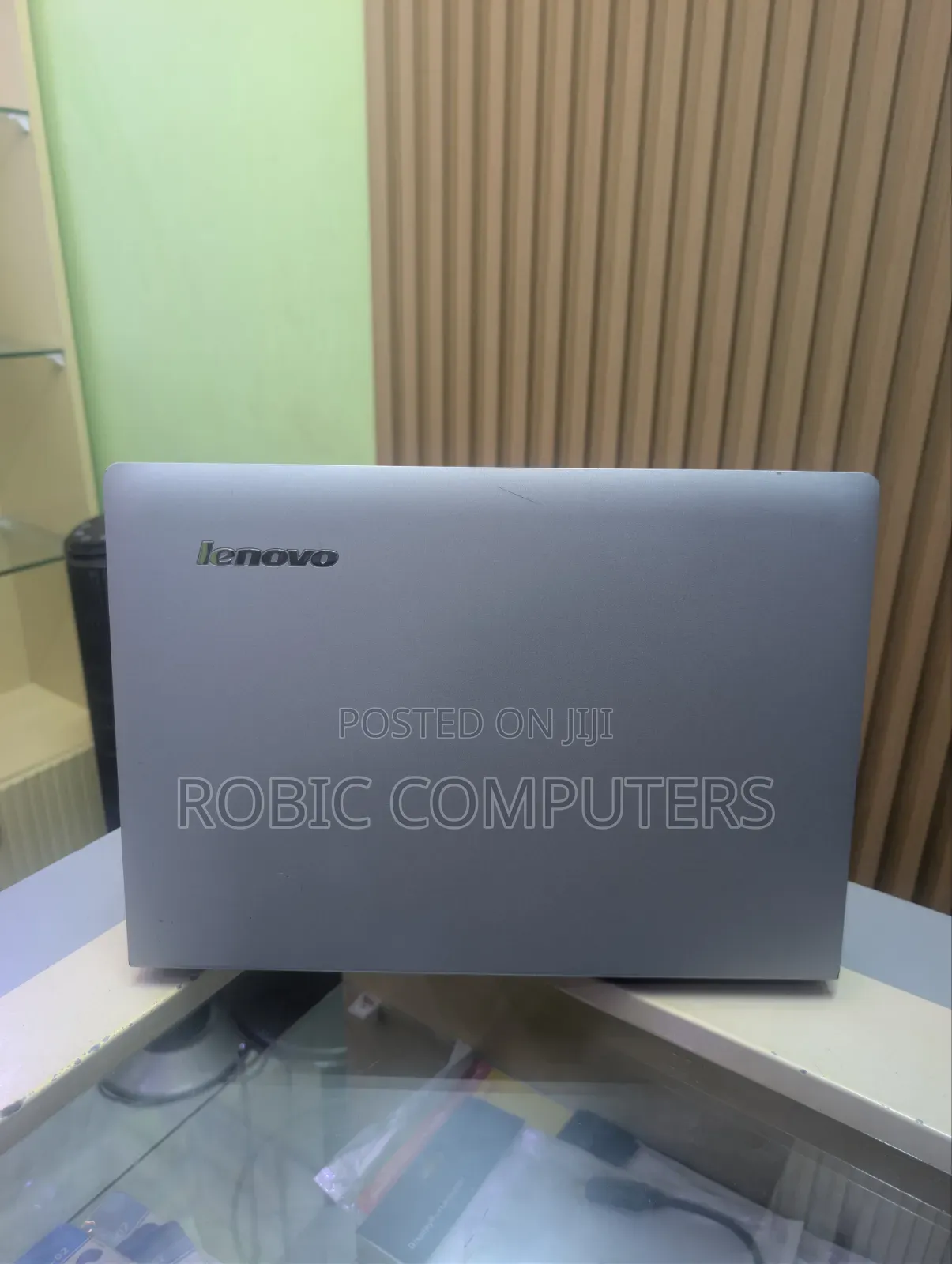 Laptop Lenovo IdeaPad S300 8GB Intel HDD 500GB