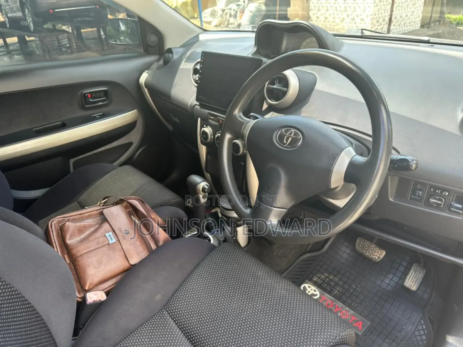 Toyota IST 2005 Black