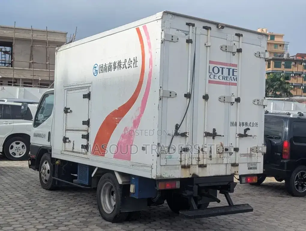 Mitsubishi Canter Refrigerator