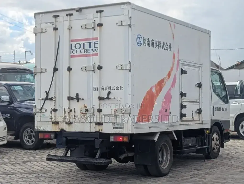 Mitsubishi Canter Refrigerator