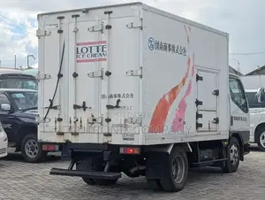 Mitsubishi Canter Refrigerator