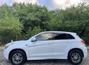 Mitsubishi RVR 2.0 2011 White