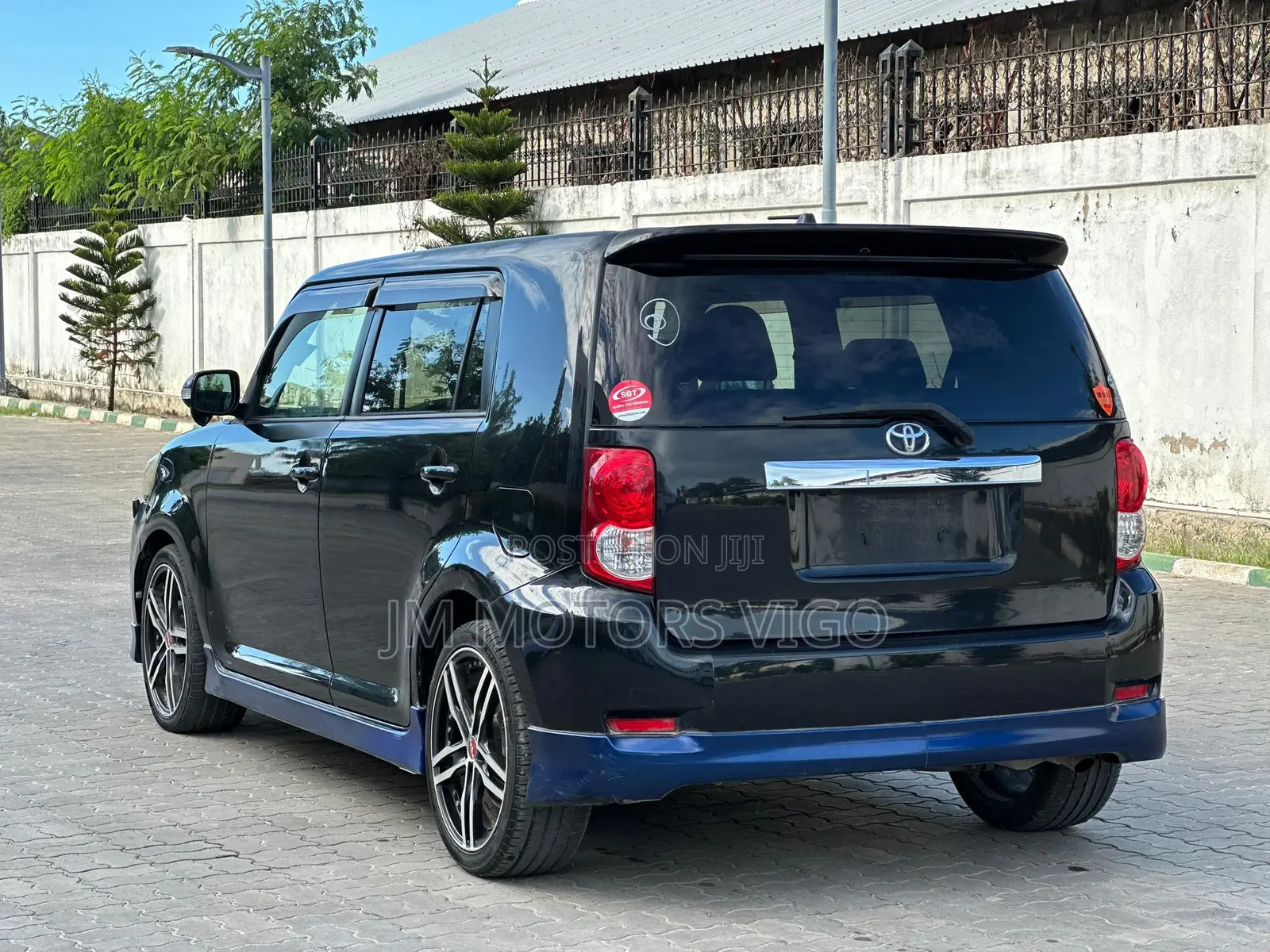 Toyota Corolla Rumion 2009 Black