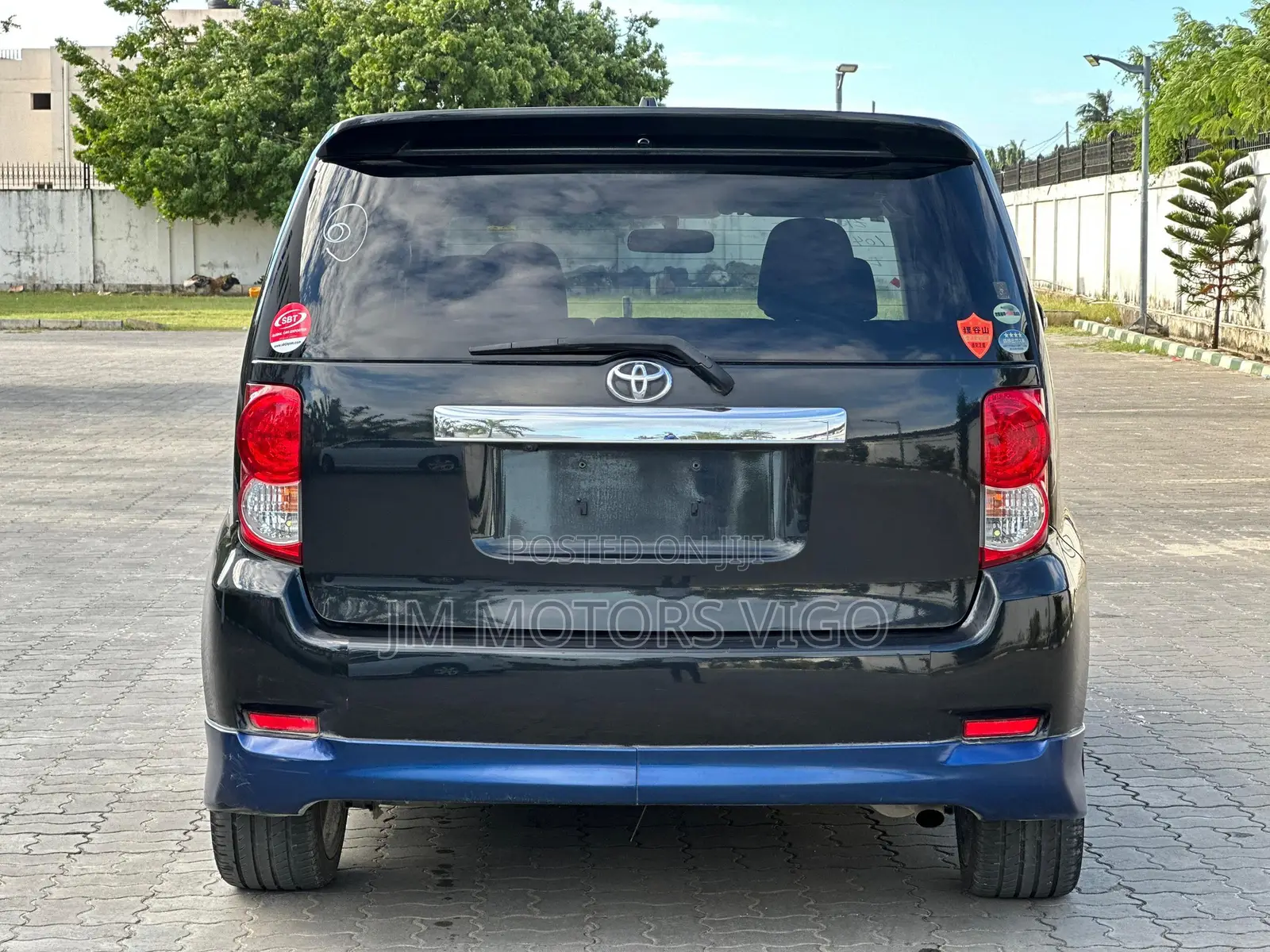 Toyota Corolla Rumion 2009 Black