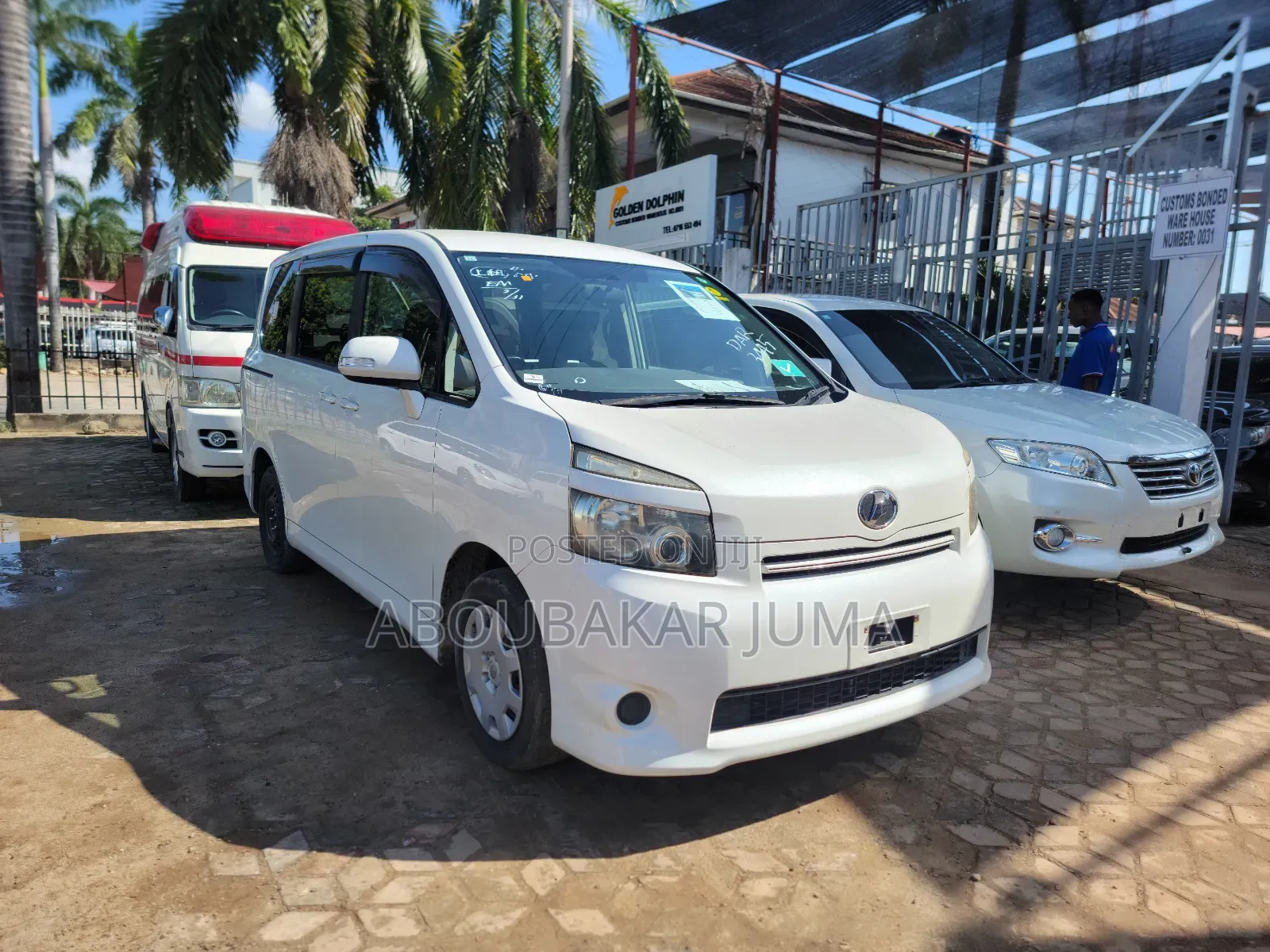 Toyota Voxy 2007 White