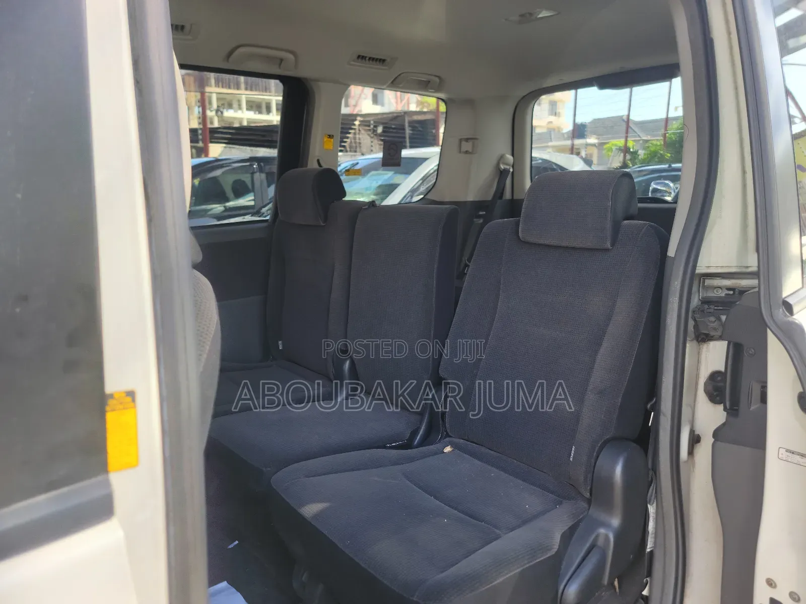 Toyota Voxy 2007 White