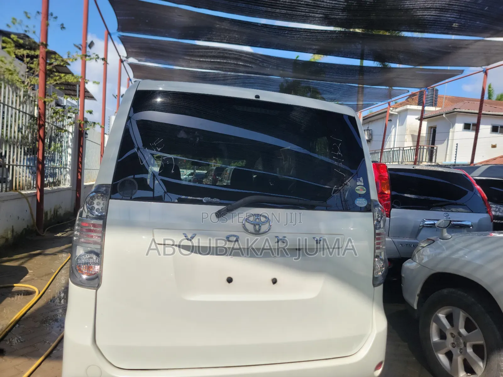 Toyota Voxy 2007 White