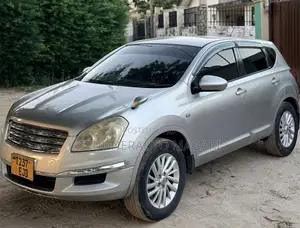 Nissan Dualis 2010 Silver