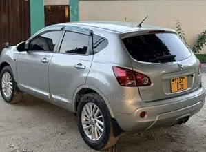 Nissan Dualis 2010 Silver