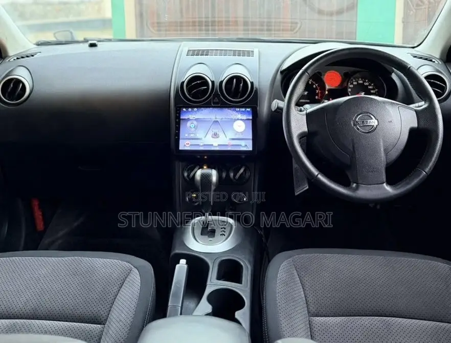 Nissan Dualis 2010 Silver