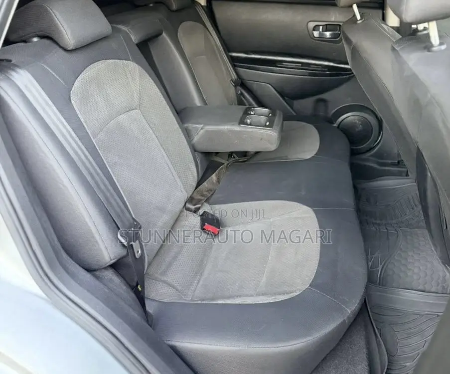 Nissan Dualis 2010 Silver