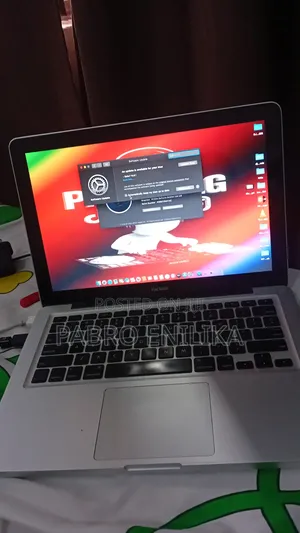 New Laptop Apple MacBook 2012 4GB Intel Core 2 Duo SSD 256GB