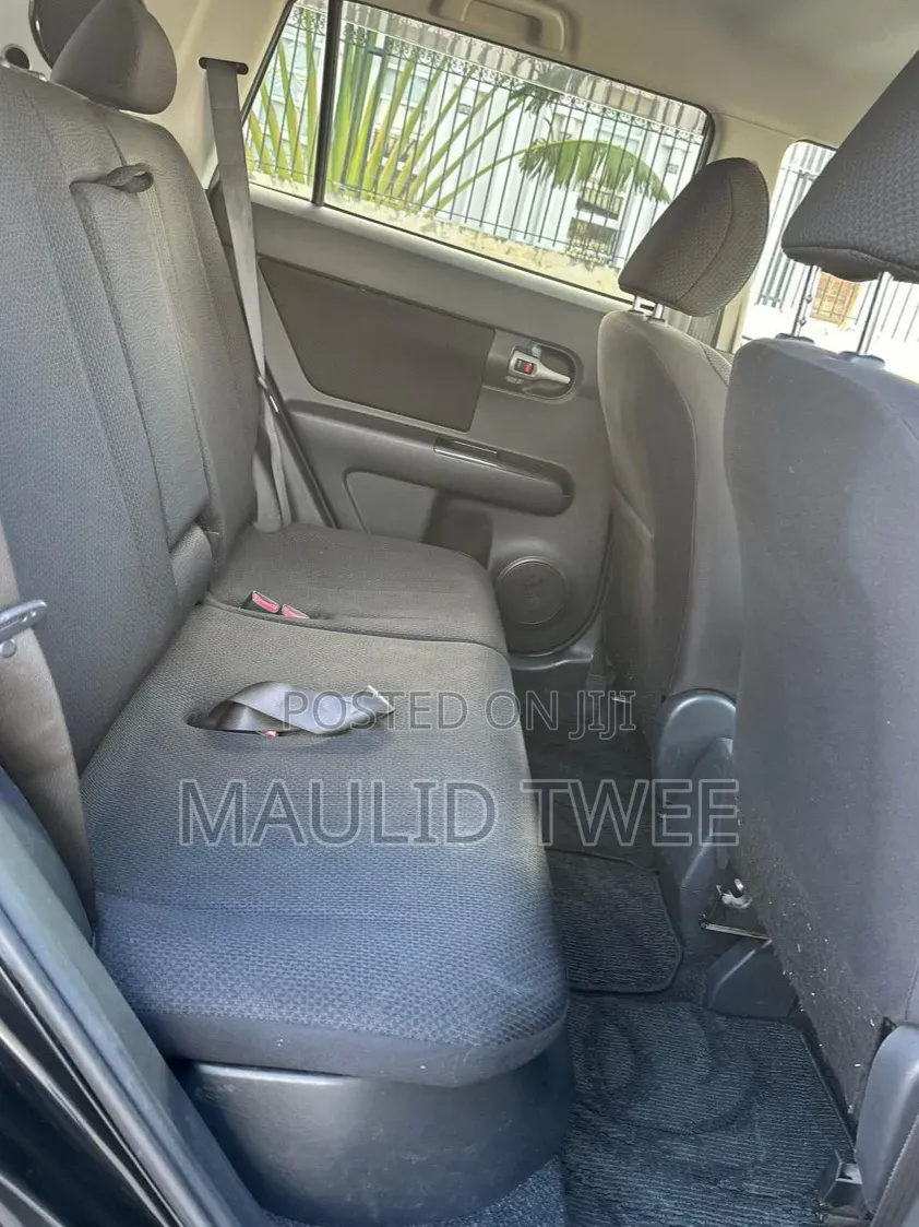 Toyota Corolla Rumion 2009 Black